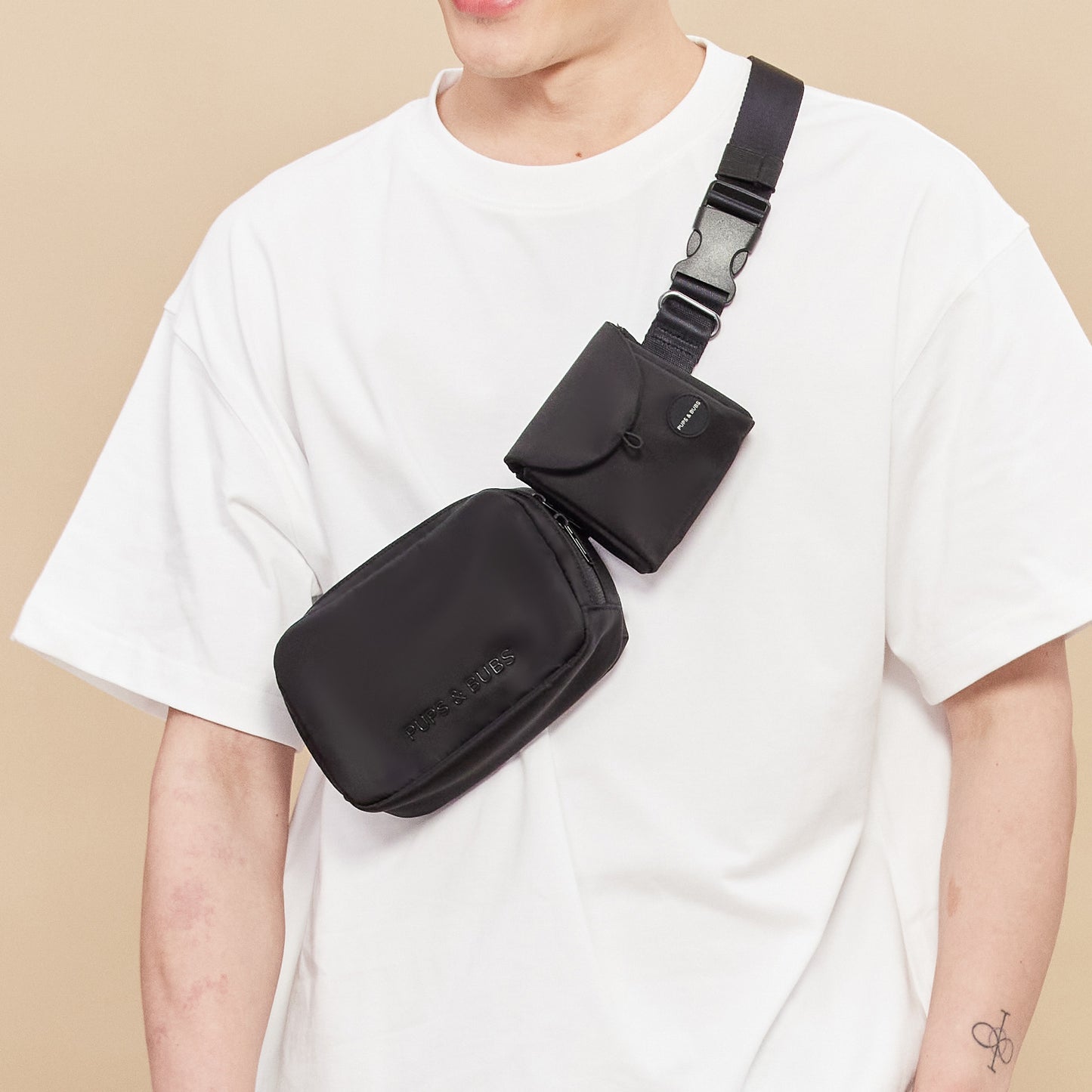 ESSENTIALS // belt bag