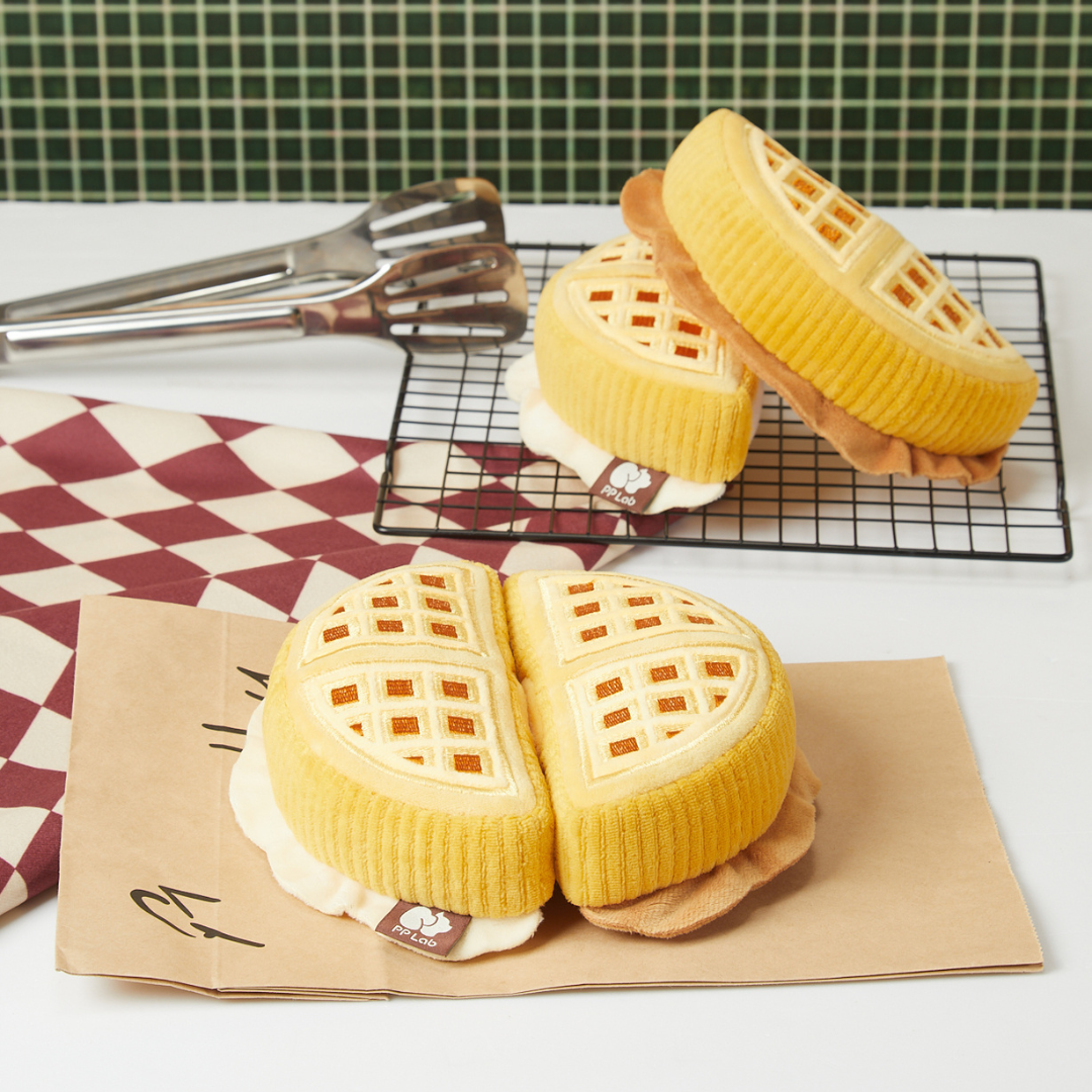 WAFFLE SET // snuffle toy