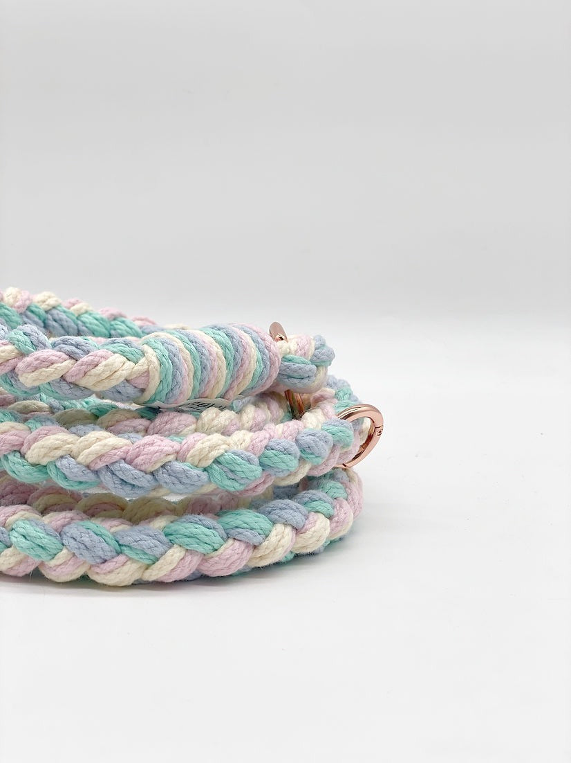 Unicorn Macrame // regular leash