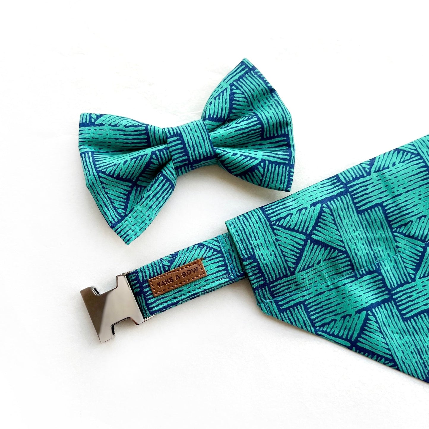 BARN GREEN // bandana