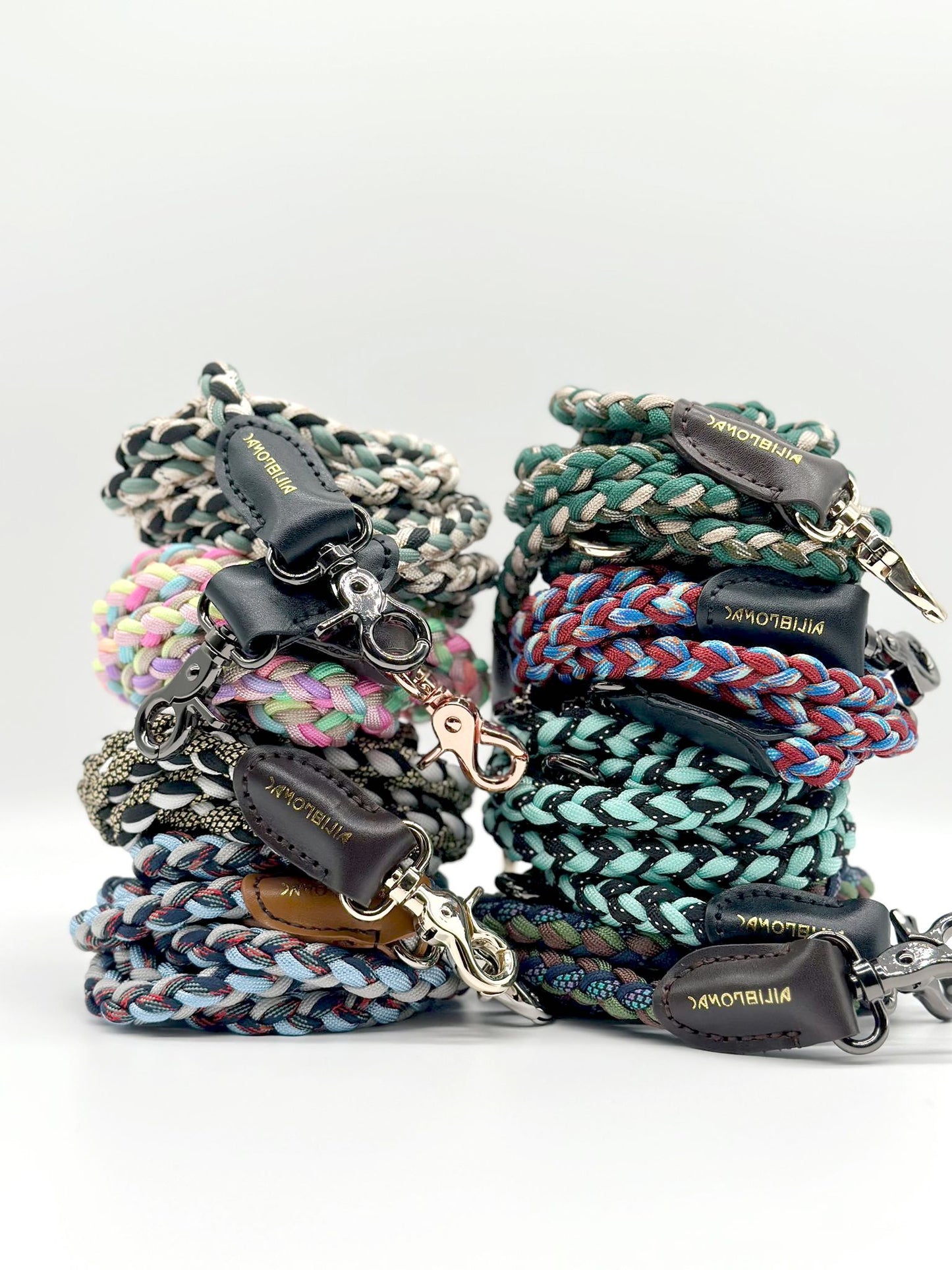 TELUM // crossbody leash