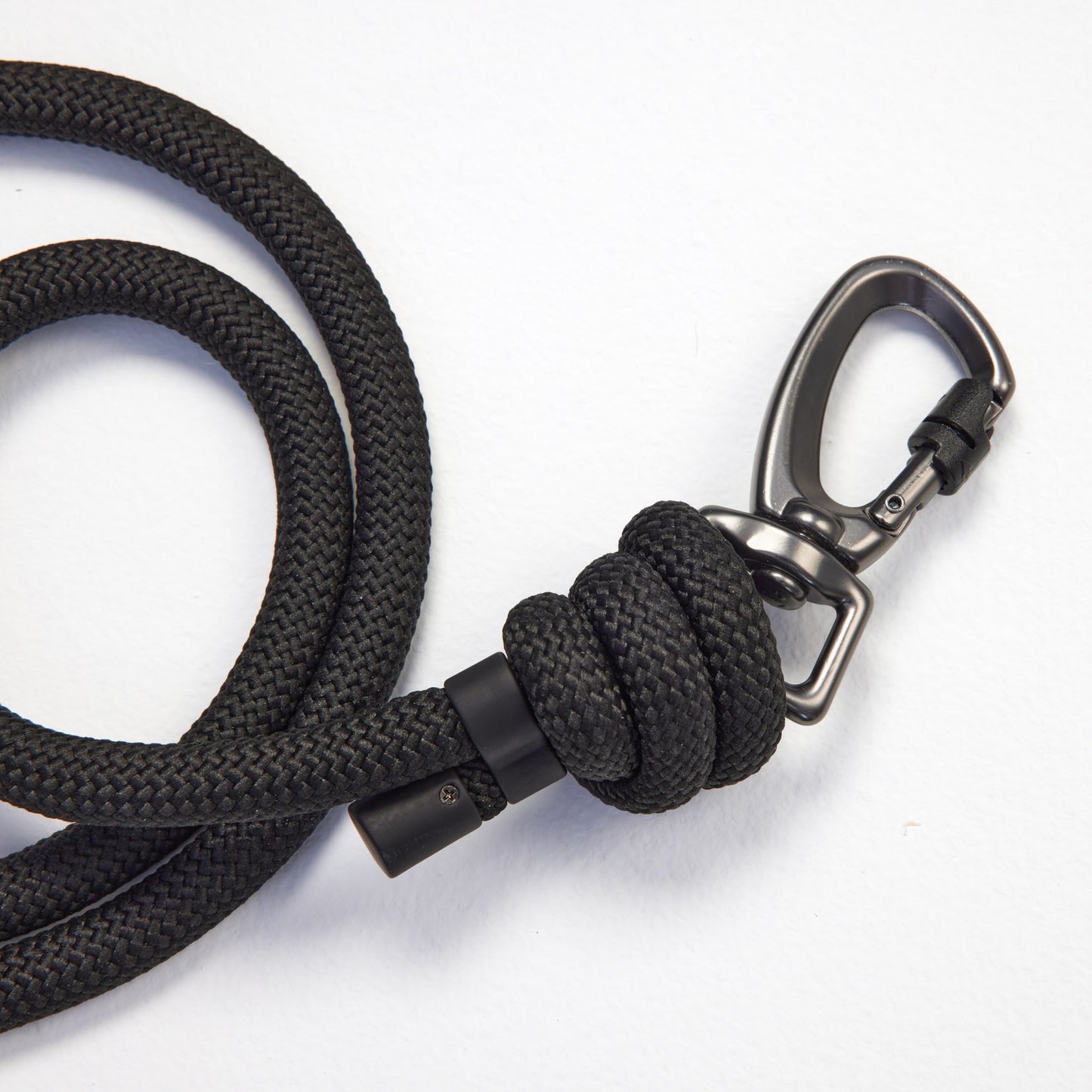 ROVER // crossbody leash