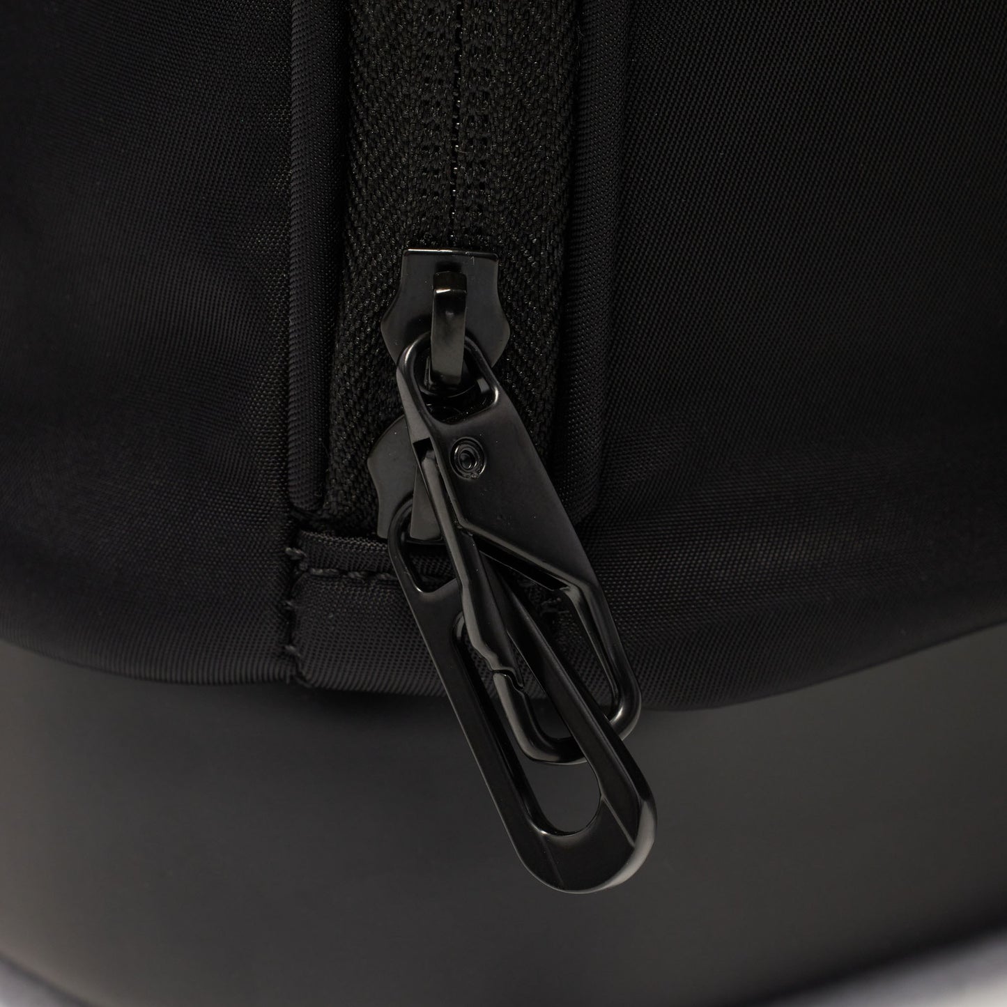 ONBOARD // tote bag carrier