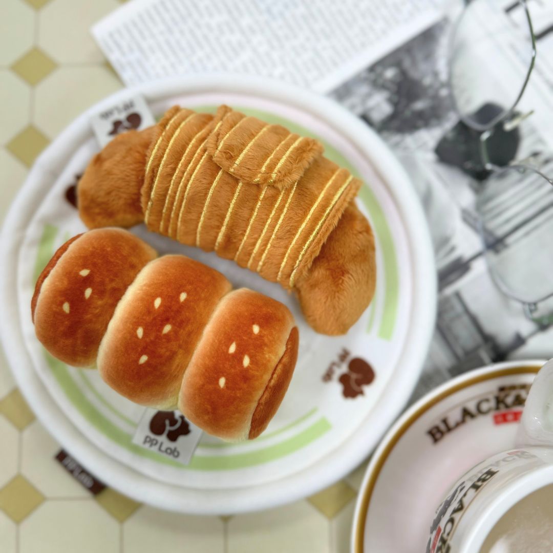 MINI CROISSANT & SESAME BREAD // snuffle toy