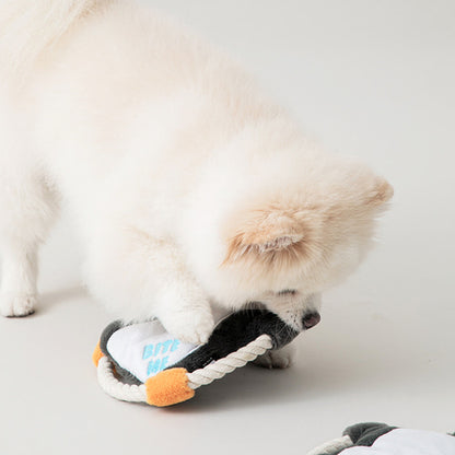 PENGUIN HUG // tug toy