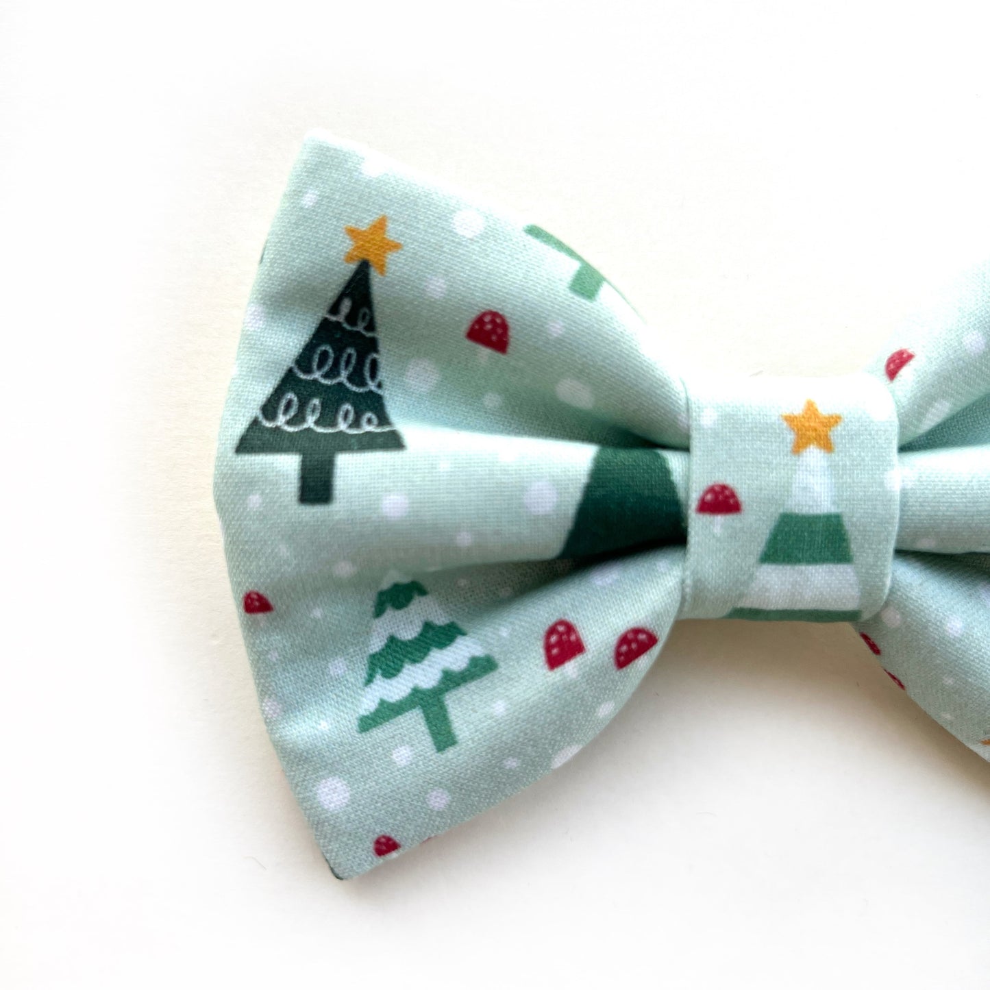 FESTIVE FOREST // bow