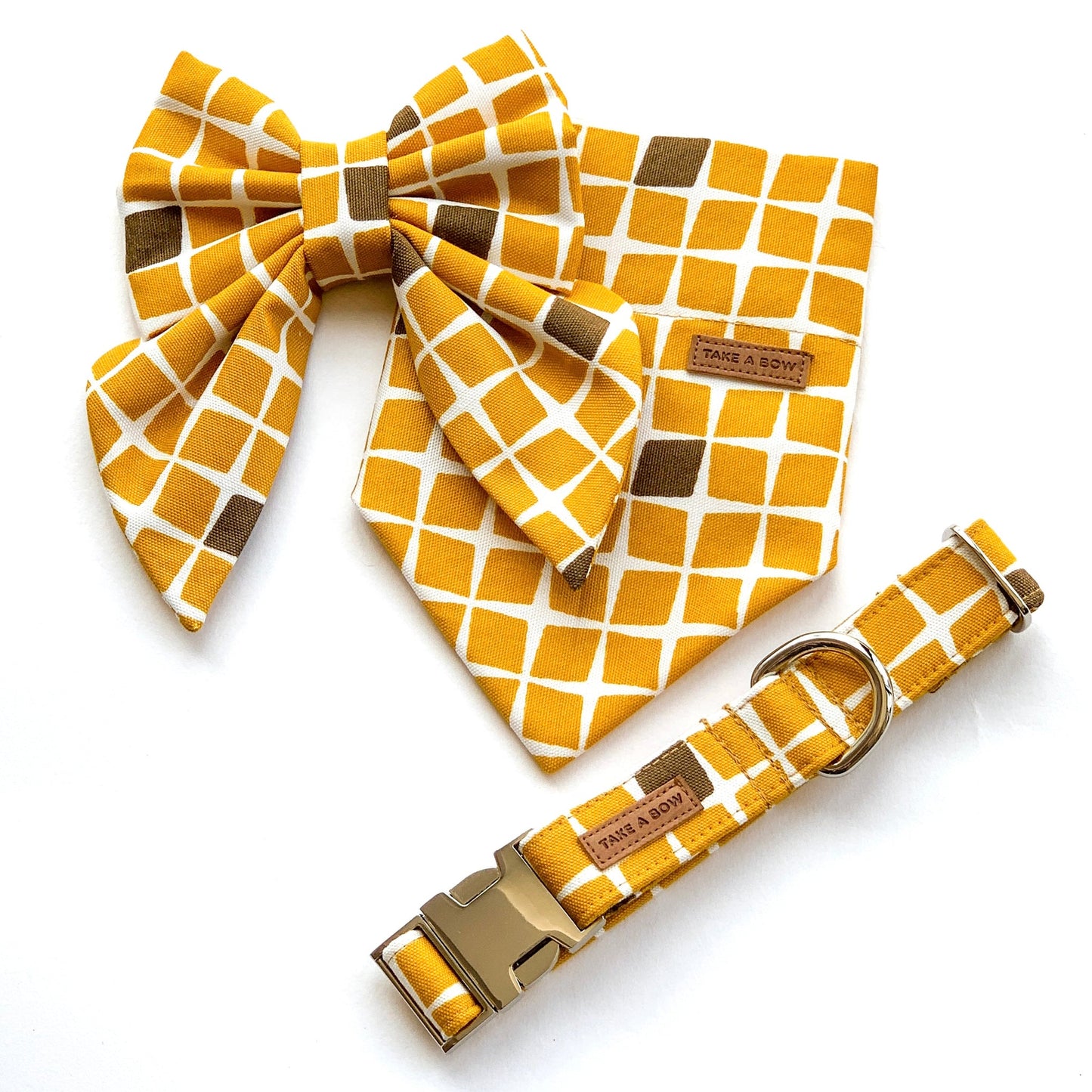 TURMERIC TILES // collar