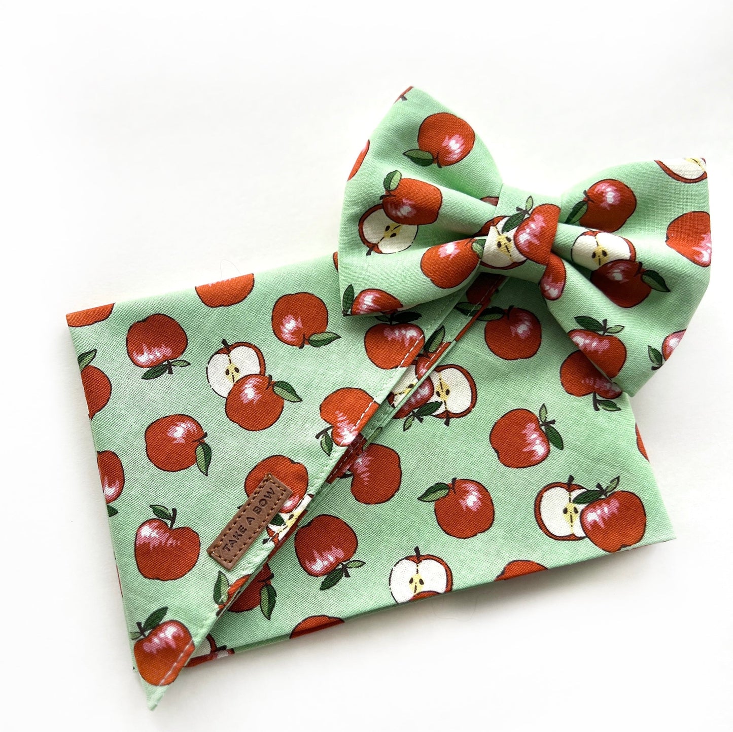 AN APPLE A DAY // bandana