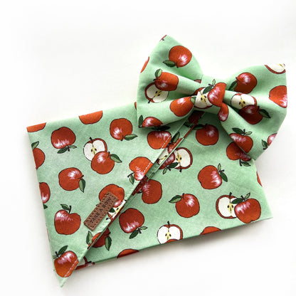 AN APPLE A DAY // bandana