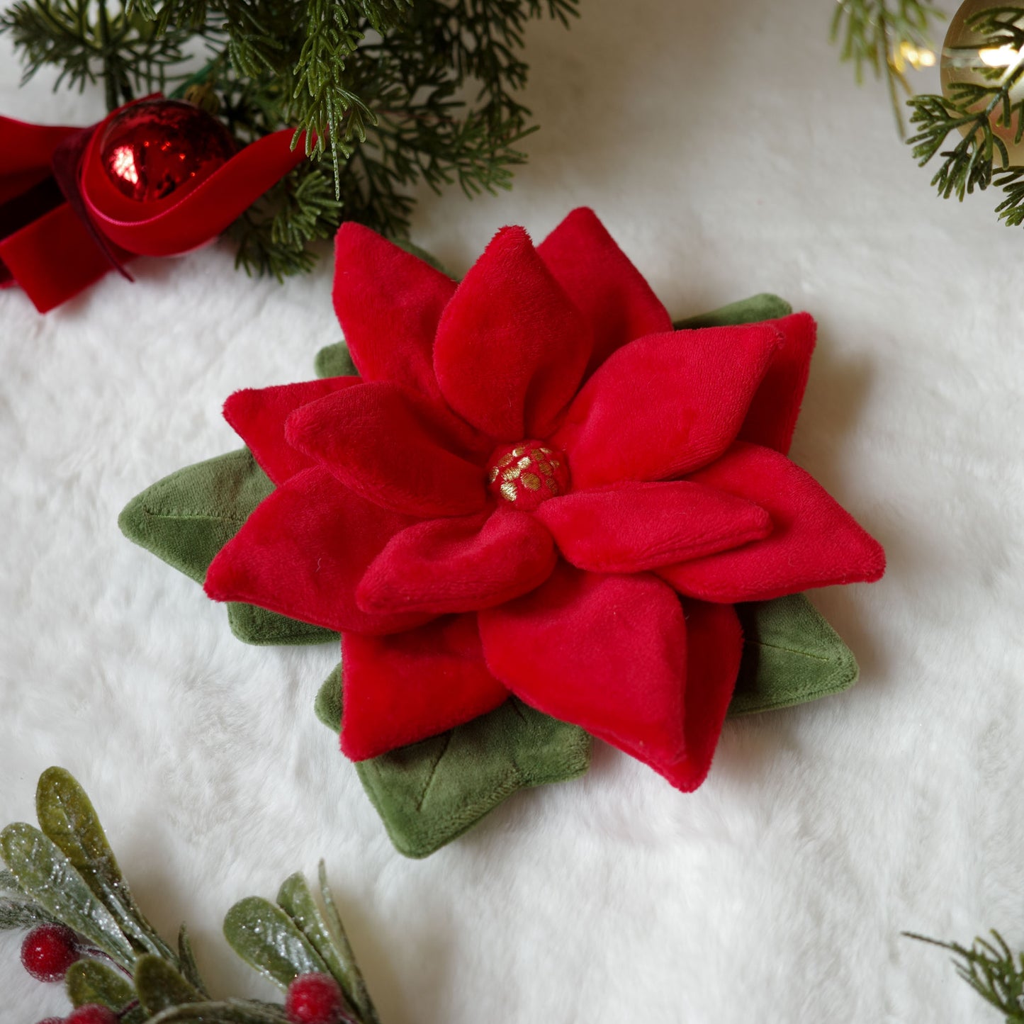 SNUFFLE POINSETTIA // nosework toy
