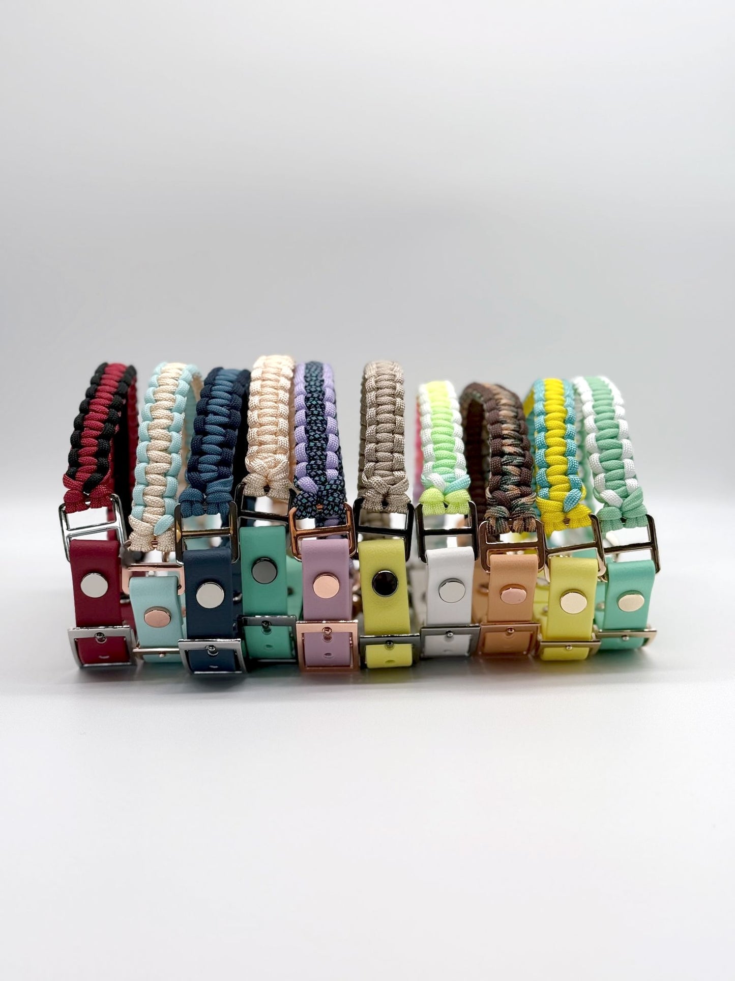 APRICUS // adjustable collar