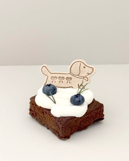 DOGGIE BROWNIE // pet cake