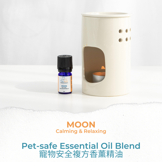Moon // pet-safe essential oil blend